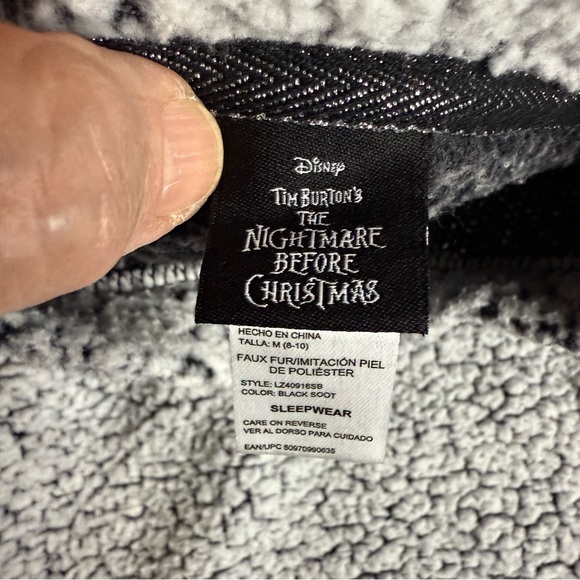 Disney The Burton’s Nightmare Before Christmas PJ Top Cozy Women’s Size M (8-10) - Picture 8 of 10